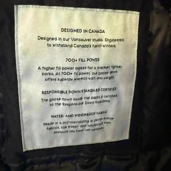 Midi Aritzia Puffer - Picture 3 of 7